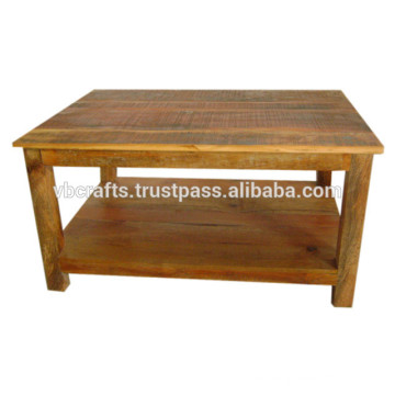 Mesa de café de madera vieja